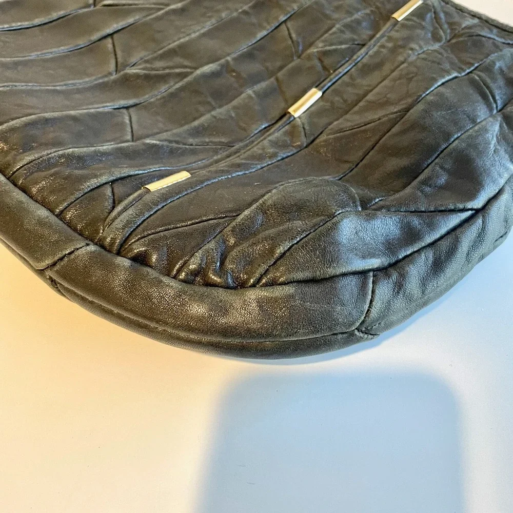 Juicy Couture Hobo Shoulder Bag Handbag Purse‎ Womens Black Leather Pockets
